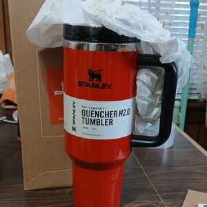 Stanley Red Quencher H2.0 Tumbler NIB